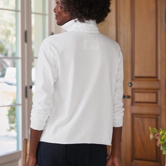 Frank & Eileen Patrick Popover Henley - Picture 13 of 14